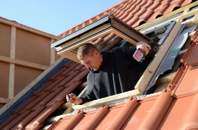 Pose de fenêtres de toit Velux à Crupilly